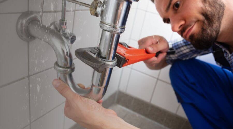 Professional clogged toilet repair services in Banner, WY